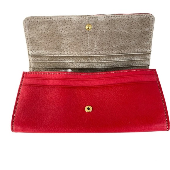 Liz Claiborne Vintage Pebbled Leather Wallet Clutch Red Pleated Quilt Flap NIB - Picture 3 of 5